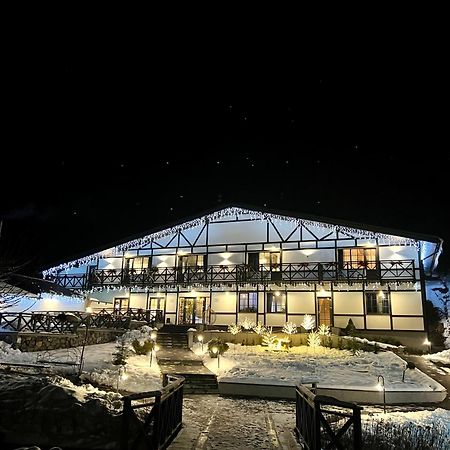 Private House Scherbovets Szarvasháza Kültér fotó