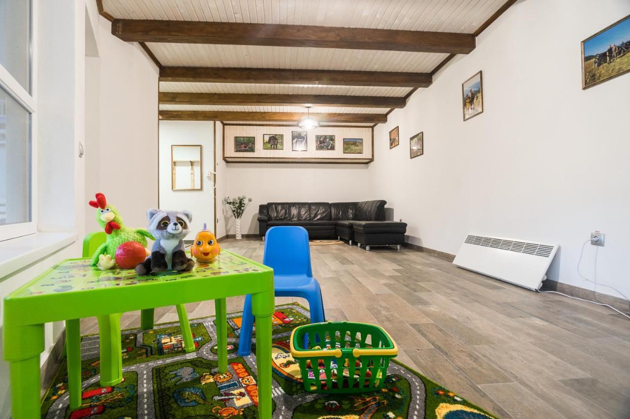 Private House Scherbovets Szarvasháza Kültér fotó
